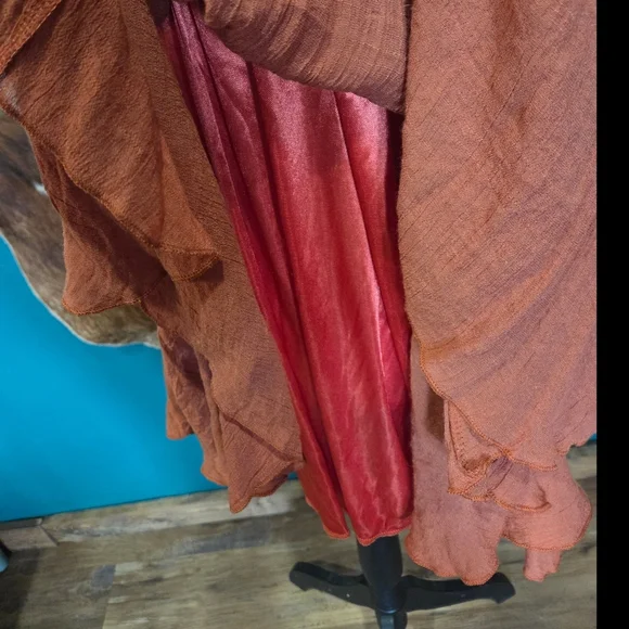 Chic Terracotta Women's Tunic - Picture 4 of 7